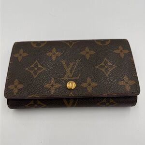 Louis Vuitton Monogram porte-monnaie tresor wallet